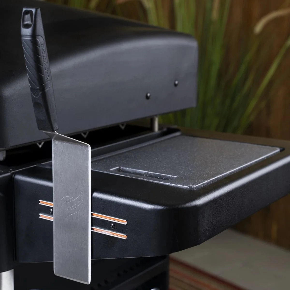 Blackstone Patio 36" Cabinet Griddle w/ Airfryer - Image 6