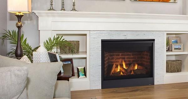 Majestic Quartz Series 32" Direct Vent Gas Fireplace