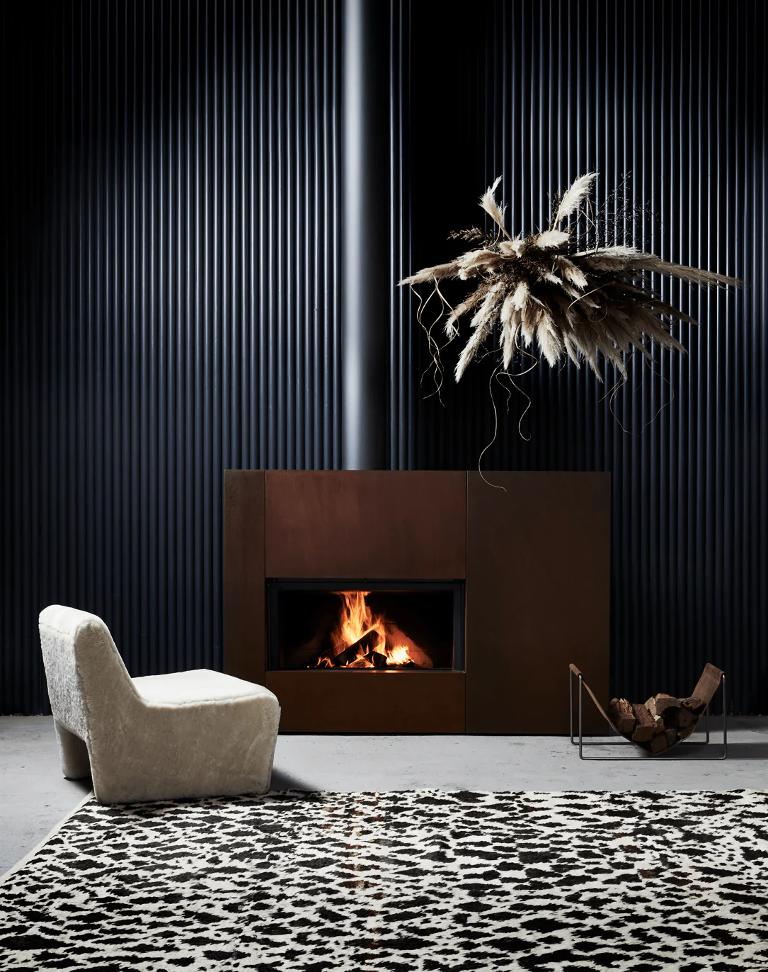 Stûv 21-Clad Wood-Burning Fireplace (21.2-125 SF2 Right Asymmetrical) - Image 2