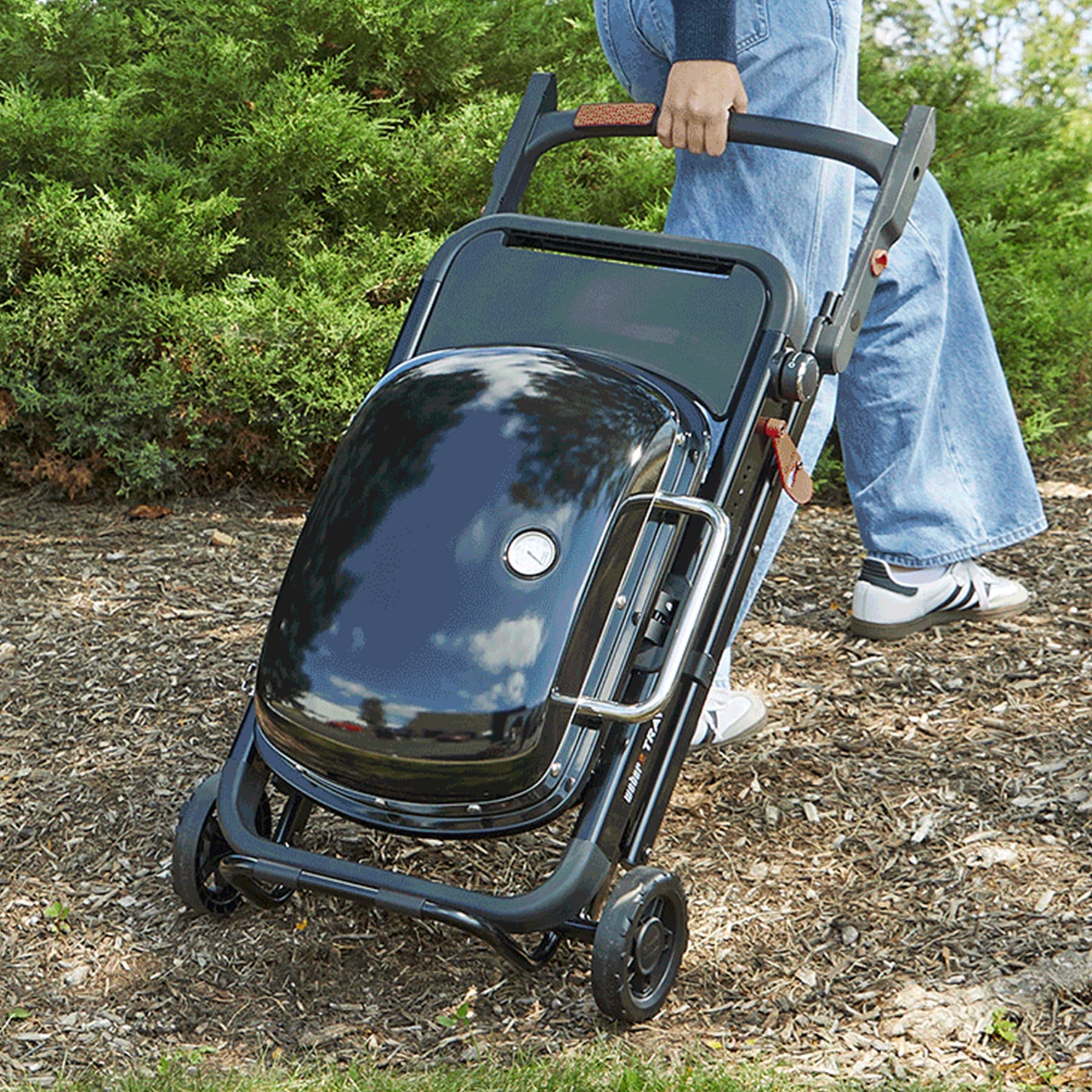 Weber Traveler Compact Portable Gas Grill - Image 3